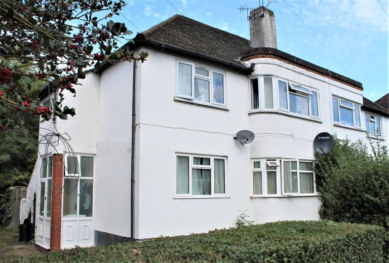 2Bedroom To Rent Pinner HA5 VeeZed Residential