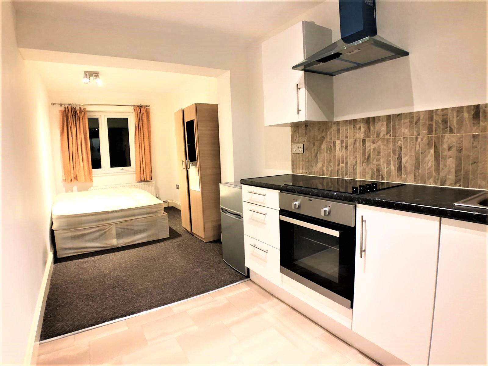 Ground Floor Studio Flat To Rent Pinner HA5 VeeZed Residential